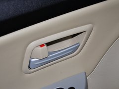 2013款 1.6L 手动 三厢旗舰版