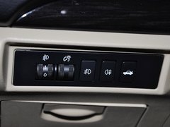 2013款 1.6L 手动 三厢旗舰版