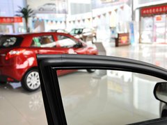 2013款 1.6L 手动 三厢旗舰版