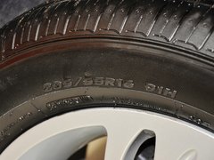 2013款 1.6L 手动 三厢旗舰版