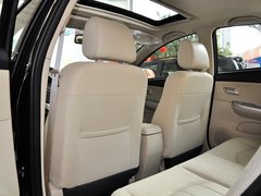 2013款 1.6L 手动 三厢旗舰版