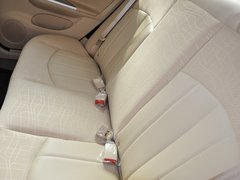 2013款 1.6L 手动 三厢旗舰版
