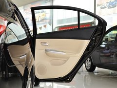 2013款 1.6L 手动 三厢旗舰版
