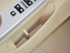 2013款 1.6L 手动 三厢旗舰版