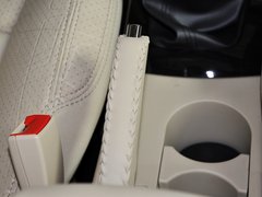 2013款 1.6L 手动 三厢旗舰版