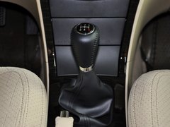 2013款 1.6L 手动 三厢旗舰版