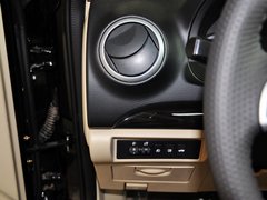 2013款 1.6L 手動 三廂旗艦版