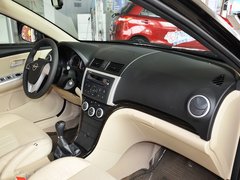 2013款 1.6L 手動(dòng) 三廂旗艦版