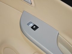 2013款 1.6L 手动 三厢旗舰版