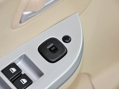 2013款 1.6L 手动 三厢旗舰版