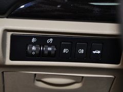 2013款 1.6L 手动 三厢旗舰版
