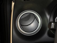 2013款 1.6L 手动 三厢旗舰版