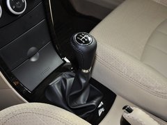2013款 1.6L 手动 三厢旗舰版