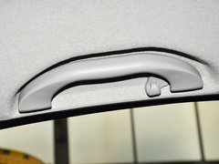 2013款 1.6L 手动 三厢风尚版
