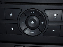 2013款 1.6L 手动 三厢风尚版
