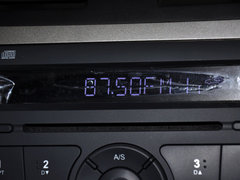 2013款 1.6L 手动 三厢风尚版