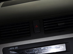 2013款 1.6L 手动 三厢风尚版