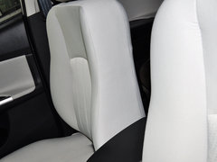 2013款 1.6L 手动 三厢风尚版