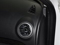 2013款 1.6L 手动 三厢风尚版