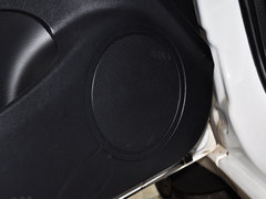 2013款 1.6L 手动 三厢风尚版