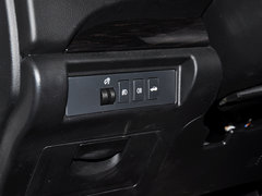 2013款 1.6L 手动 三厢风尚版