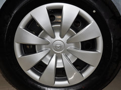 2013款 1.6L 手动 三厢风尚版