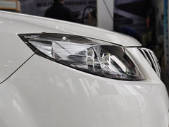 2013款 1.6L 手动 三厢风尚版