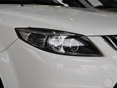 2013款 1.6L 手动 三厢风尚版