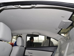 2013款 1.6L 手动 三厢风尚版