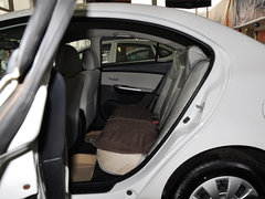 2013款 1.6L 手动 三厢风尚版