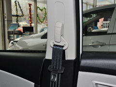 2013款 1.6L 手动 三厢风尚版
