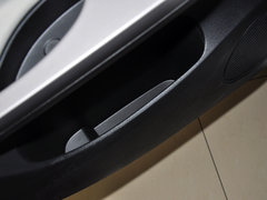 2013款 1.6L 手动 三厢风尚版