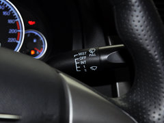 2013款 1.6L 手动 三厢风尚版