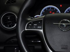 2013款 1.6L 手动 三厢风尚版