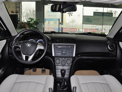 2013款 1.6L 手动 三厢风尚版