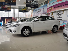 2013款 1.6L 手动 三厢风尚版