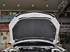 2013款 1.6L 手动 三厢风尚版