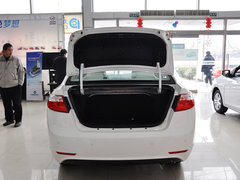 2013款 1.6L 手动 三厢风尚版