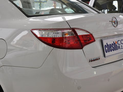 2013款 1.6L 手动 三厢风尚版