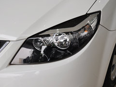 2013款 1.6L 手动 三厢风尚版