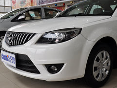 2013款 1.6L 手动 三厢风尚版