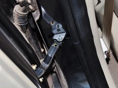 2013款 1.6L CVT 两厢精英版