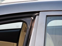 2013款 1.6L CVT 两厢精英版