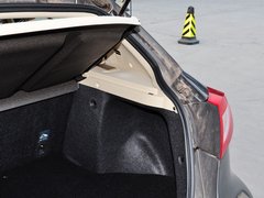2013款 1.6L CVT 两厢精英版
