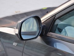 2013款 1.6L CVT 两厢精英版
