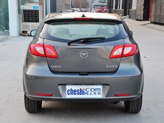 2013款 1.6L CVT 两厢精英版