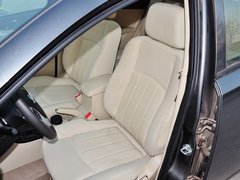 2013款 1.6L CVT 两厢精英版