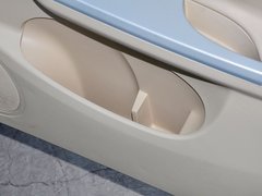 2013款 1.6L CVT 两厢精英版