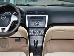 2013款 1.6L CVT 两厢精英版