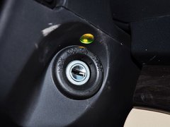 2013款 1.6L CVT 两厢精英版